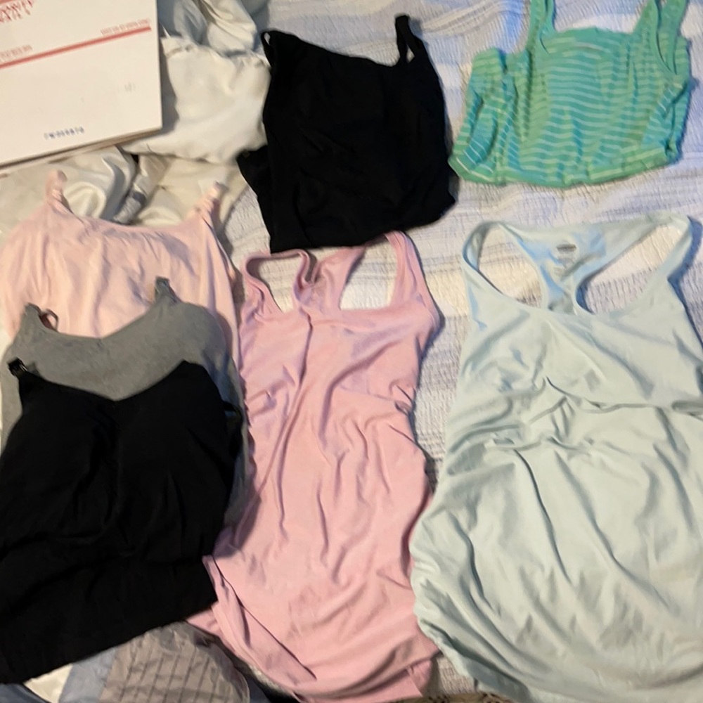 7 maternity/ nursing tops,tank and spaghetti strap